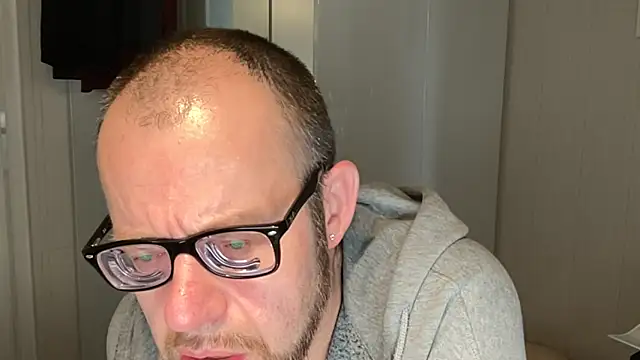 FABIOGLASSES online show from 11-16-25, 01:39