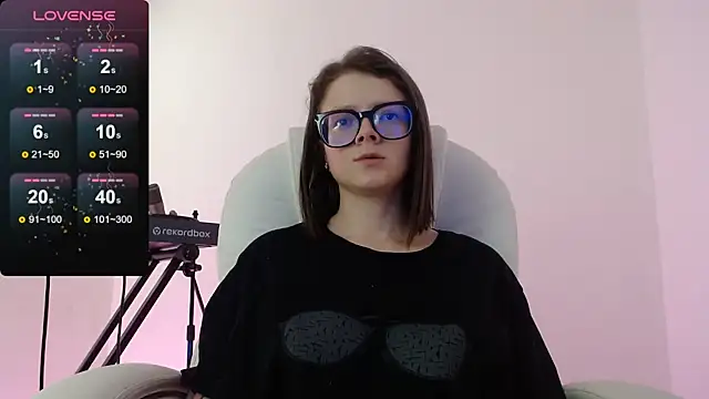 Snapshot of Arya_starrk chatting on 12-10-24, 02:06 Arya starrk online show from 12-10-24, 02:06