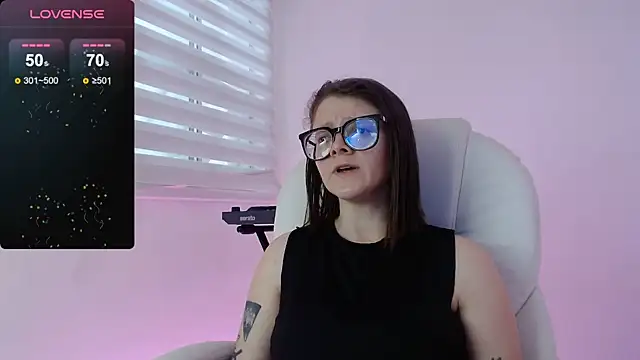 Snapshot of Arya_starrk chatting on 12-12-24, 01:28 Arya starrk online show from 12-12-24, 01:28