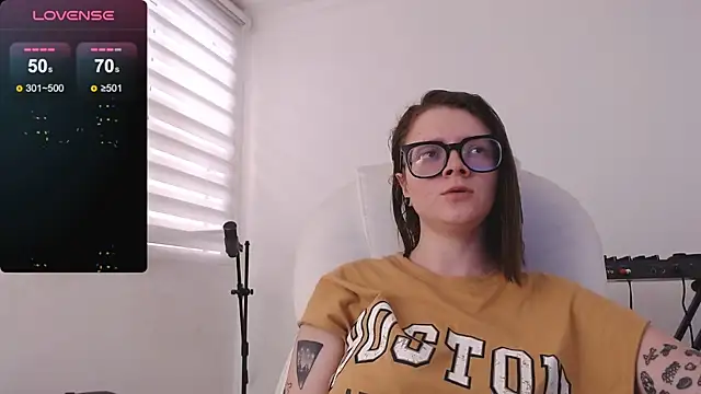 Snapshot of Arya_starrk chatting on 12-18-24, 03:11 Arya starrk online show from 12-18-24, 03:11