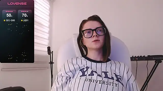 Snapshot of Arya_starrk chatting on 12-30-24, 08:47 Arya starrk online show from 12-30-24, 08:47