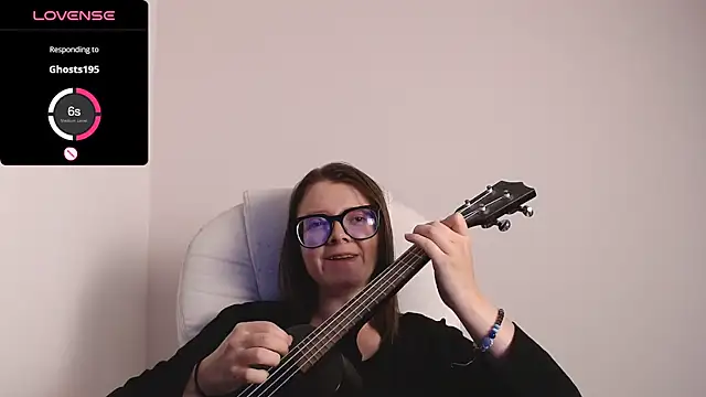 Snapshot of Arya_starrk chatting on 02-04-25, 04:39 Arya starrk online show from 02-04-25, 04:39