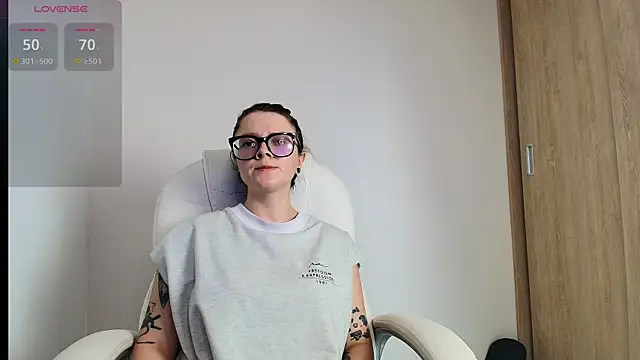 Snapshot of Arya_starrk chatting on 03-09-25, 08:31 Arya starrk online show from 03-09-25, 08:31