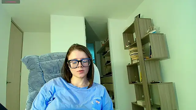 Snapshot of Arya_starrk chatting on 09-15-25, 01:22 Arya starrk online show from 09-15-25, 01:22