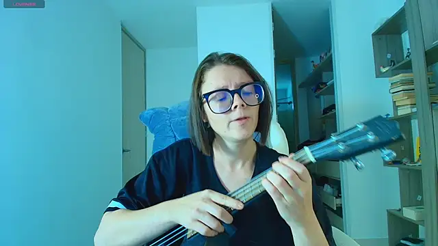 Snapshot of Arya_starrk chatting on 09-19-25, 01:12 Arya starrk online show from 09-19-25, 01:12