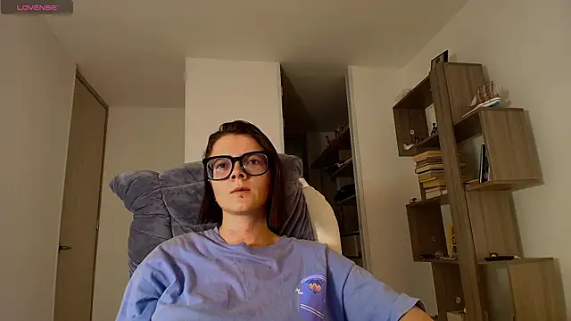 Snapshot of Arya_starrk chatting on 10-04-25, 02:26 Arya starrk online show from 10-04-25, 02:26