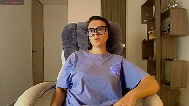 Snapshot of Arya_starrk chatting on 11-04-25, 02:05 Arya starrk online show from 11-04-25, 02:05