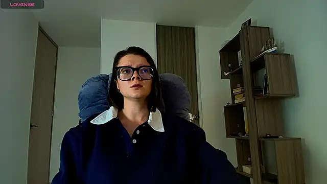 Snapshot of Arya_starrk chatting on 11-25-25, 02:39 Arya starrk online show from 11-25-25, 02:39