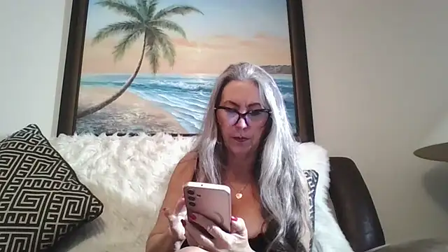 EvaRobinson online show from 02-19-25, 12:14