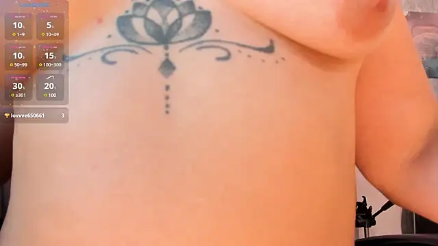 Snapshot of MelanieHudson_ chatting on 03-05-25, 04:56 MelanieHudson online show from 03-05-25, 04:56