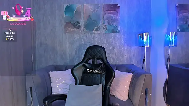 Snapshot of MelanieHudson_ chatting on 10-15-25, 08:09 MelanieHudson online show from 10-15-25, 08:09