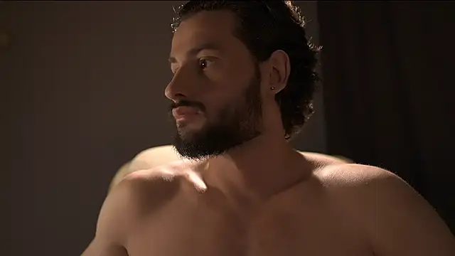 Keen   Luckystrike online show from 04-13-26, 10:43