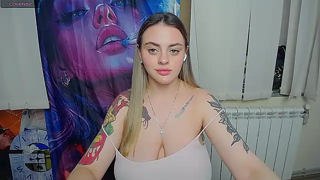 Snapshot of Lilia_Moon chatting on 03-31-26, 01:00 Lilia Moon online show from 03-31-26, 01:00