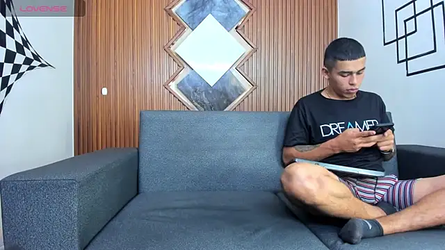 yeckodream online show from 03-03-25, 05:09