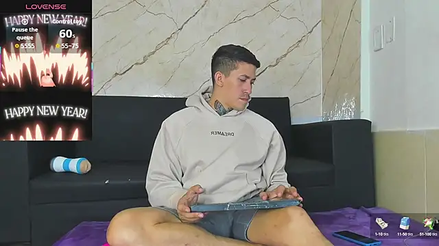 Snapshot of yeckodream chatting on 10-10-25, 05:06 yeckodream online show from 10-10-25, 05:06