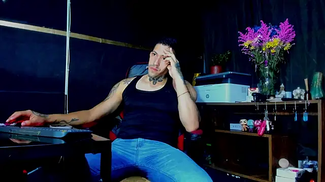 Snapshot of yeckodream chatting on 05-05-26, 04:20 yeckodream online show from 05-05-26, 04:20