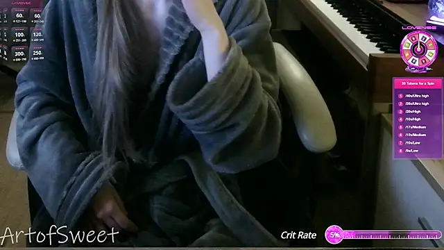 Snapshot of ArtofSweet chatting on 12-01-24, 06:30 ArtofSweet online show from 12-01-24, 06:30