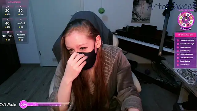 Snapshot of ArtofSweet chatting on 11-10-25, 07:24 ArtofSweet online show from 11-10-25, 07:24