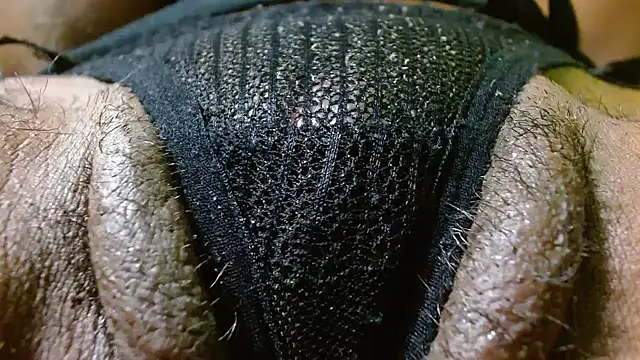 bethanywilson 23 online show from 10-25-25, 01:18