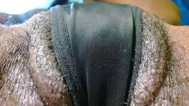 bethanywilson 23 online show from 11-24-25, 12:38