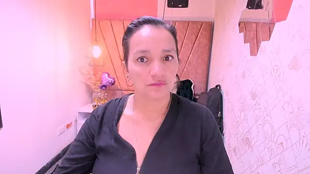 MarilynMiilf  online show from 09-18-25, 07:38