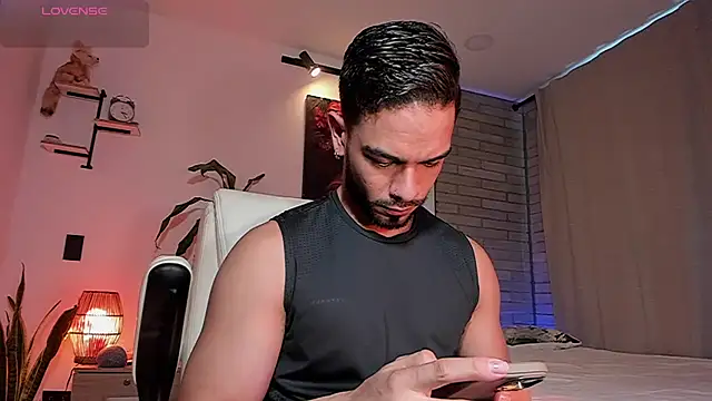 Snapshot of Josseph1_ chatting on 07-14-26, 10:48 Josseph1 online show from 07-14-26, 10:48