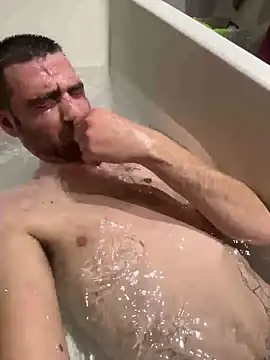 Snapshot of ThatGuyNextDoor1992 chatting on 11-05-25, 04:56 ThatGuyNextDoor1992 online show from 11-05-25, 04:56