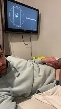 Snapshot of ThatGuyNextDoor1992 chatting on 02-14-26, 08:33 ThatGuyNextDoor1992 online show from 02-14-26, 08:33