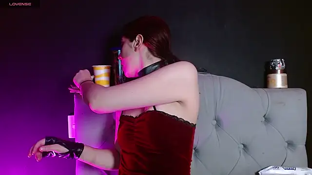 Red-moon1 online show from 02-15-26, 04:31