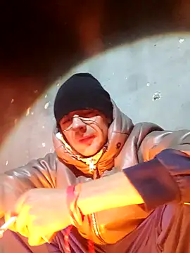 Eln1no69 online show from 04-13-26, 07:08