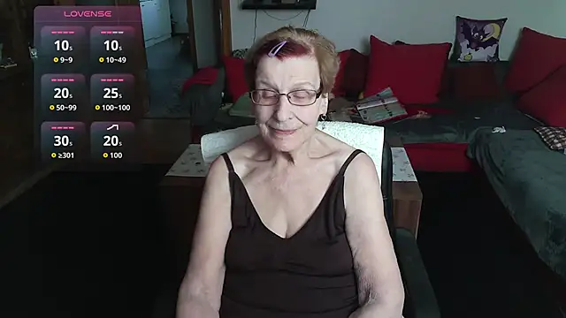 HeisseomaOriginal online show from 03-12-26, 08:20