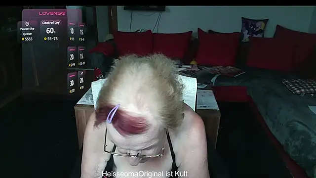 Snapshot of HeisseomaOriginal chatting on 07-22-26, 07:11 HeisseomaOriginal online show from 07-22-26, 07:11