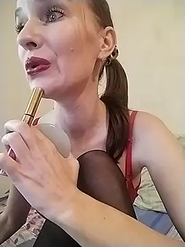 Snapshot of AimeeFair chatting on 02-13-25, 01:37 AimeeFair online show from 02-13-25, 01:37