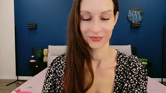 Mila Anders online show from 07-08-26, 04:28