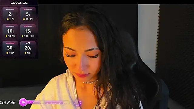 Snapshot of rosario215B chatting on 02-08-25, 10:50 rosario215B online show from 02-08-25, 10:50