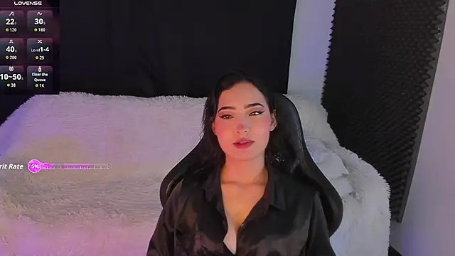 Snapshot of rosario215B chatting on 11-28-25, 03:53 rosario215B online show from 11-28-25, 03:53