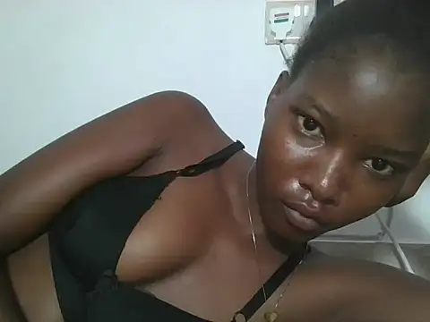 Snapshot of sexyjanett chatting on 06-26-26, 06:51 sexyjanett online show from 06-26-26, 06:51