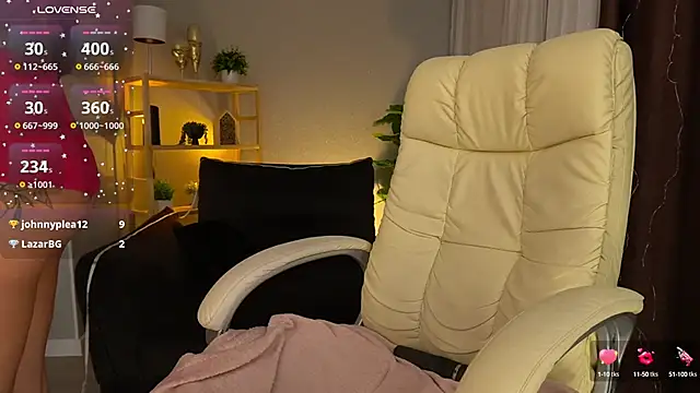 Snapshot of Sweety_one_ chatting on 01-13-25, 04:41 Sweety one online show from 01-13-25, 04:41