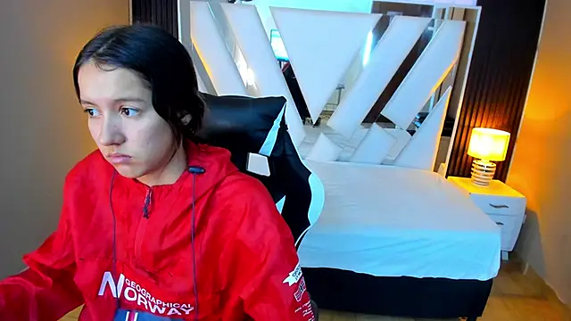 Linda4Petite online show from 10-12-25, 12:59