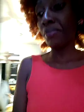 lynnkatrina online show from 02-11-26, 10:48