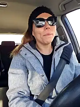 Snapshot of Ellie-L-Elizabeth chatting on 02-04-25, 08:17 Ellie-L-Elizabeth online show from 02-04-25, 08:17