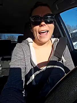 Snapshot of Ellie-L-Elizabeth chatting on 02-05-25, 02:16 Ellie-L-Elizabeth online show from 02-05-25, 02:16