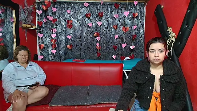 lesbiancuple online show from 02-16-25, 10:54