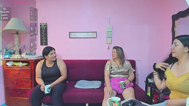 lesbiancuple online show from 11-11-25, 01:00