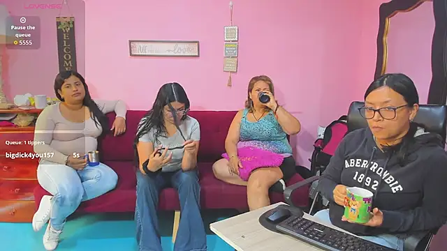 lesbiancuple online show from 11-26-25, 01:12