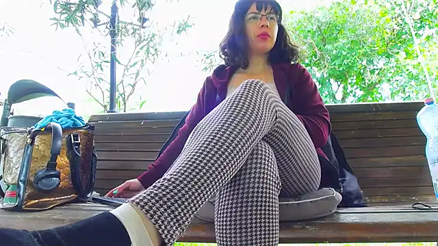 Snapshot of SquirtyMellissaLabia chatting on 05-31-26, 05:37 SquirtyMellissaLabia online show from 05-31-26, 05:37