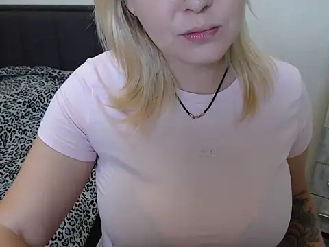 leeilawow online show from 09-10-25, 06:24