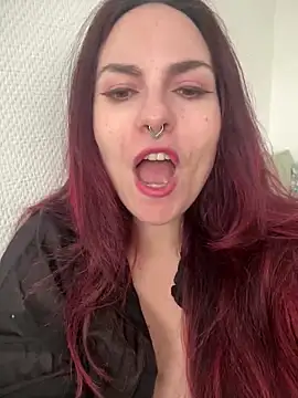 LunaMoongirl online show from 02-26-25, 03:30