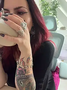 LunaMoongirl online show from 07-15-26, 06:07