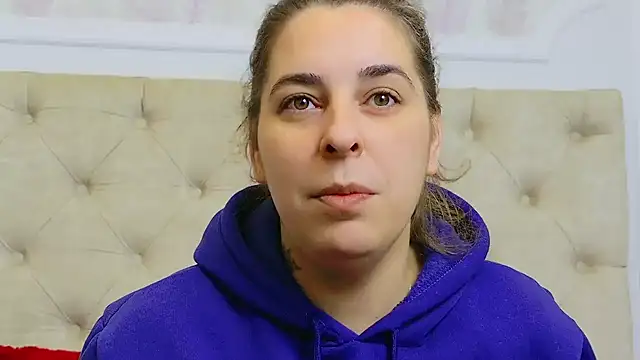 KarinaNoir online show from 02-09-25, 05:19